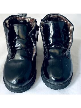 Dinimigi unisex  rain boots shoes EU 28 (11 USA) Black Kids